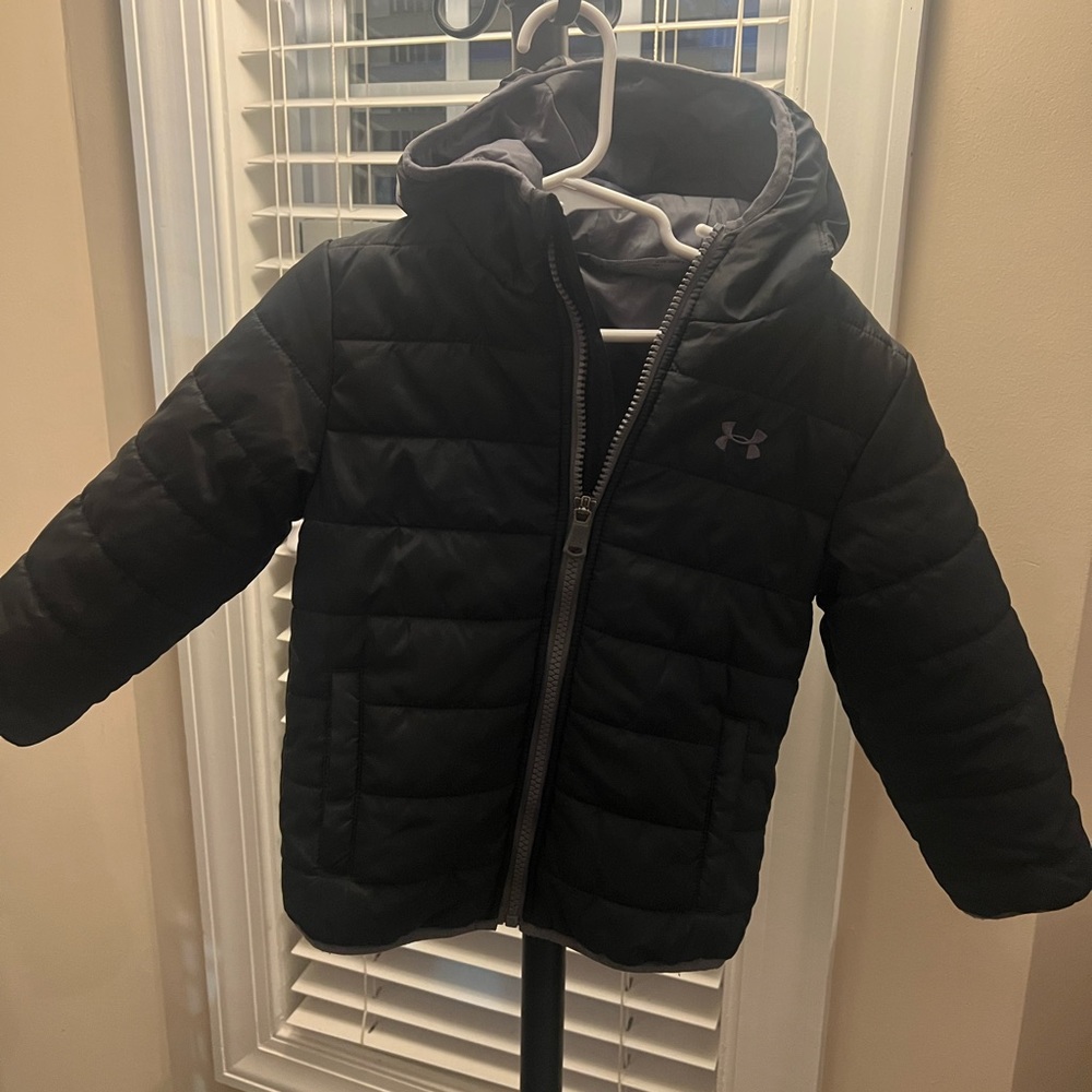 Under Armour boy puffer jacket with hood
